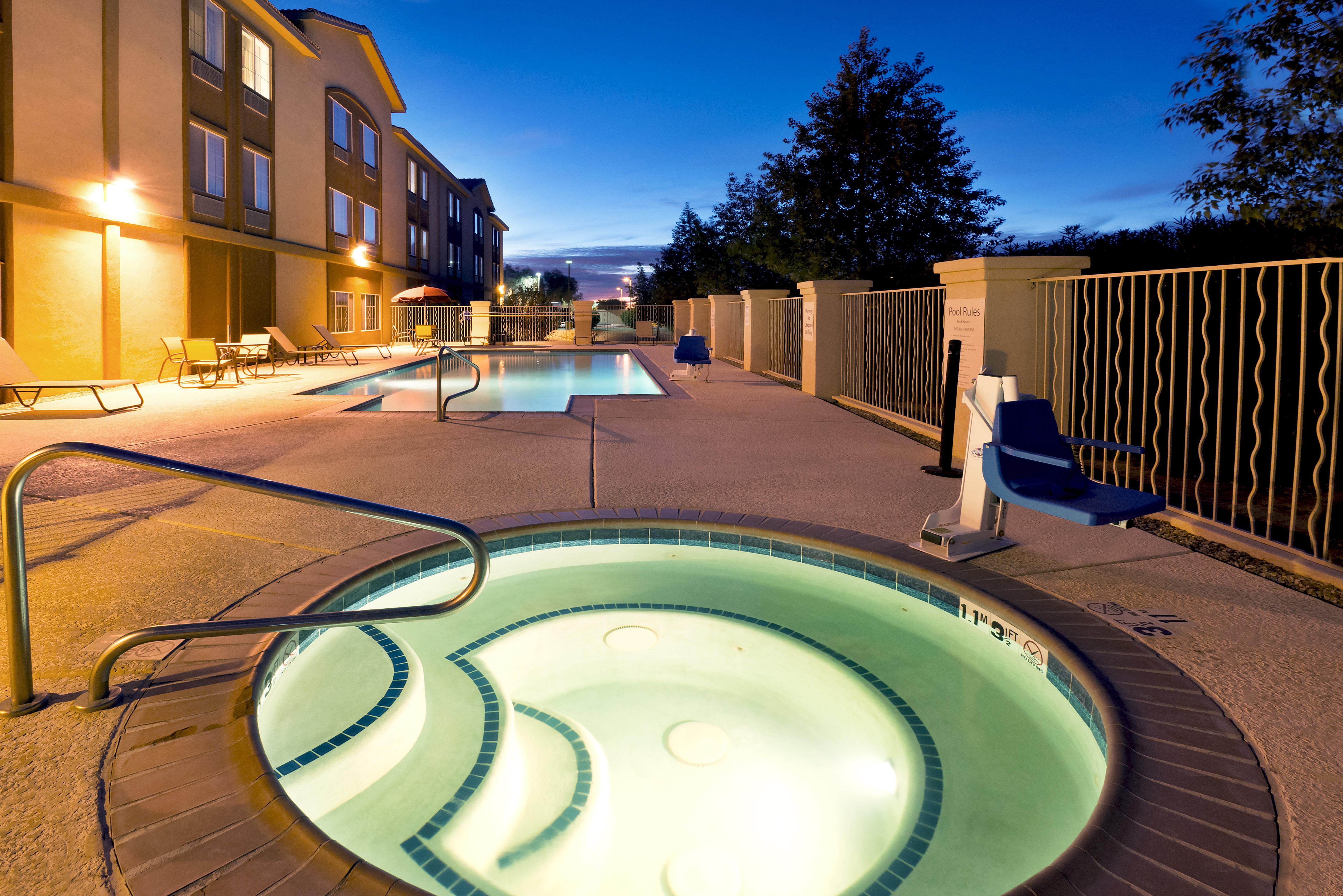 Holiday Inn Express & Suites Casa Grande By Ihg Extérieur photo